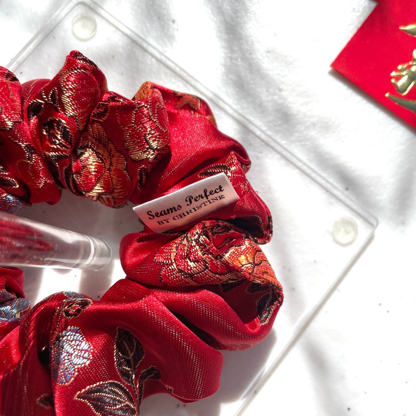 CHEONGSAM CLASSIC SCRUNCHIE - RED