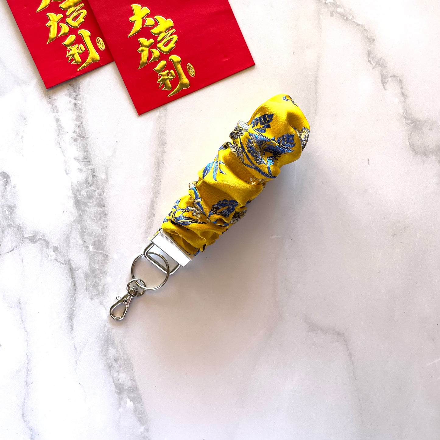 CHEONGSAM SCRUNCHIE KEYCHAIN - YELLOW