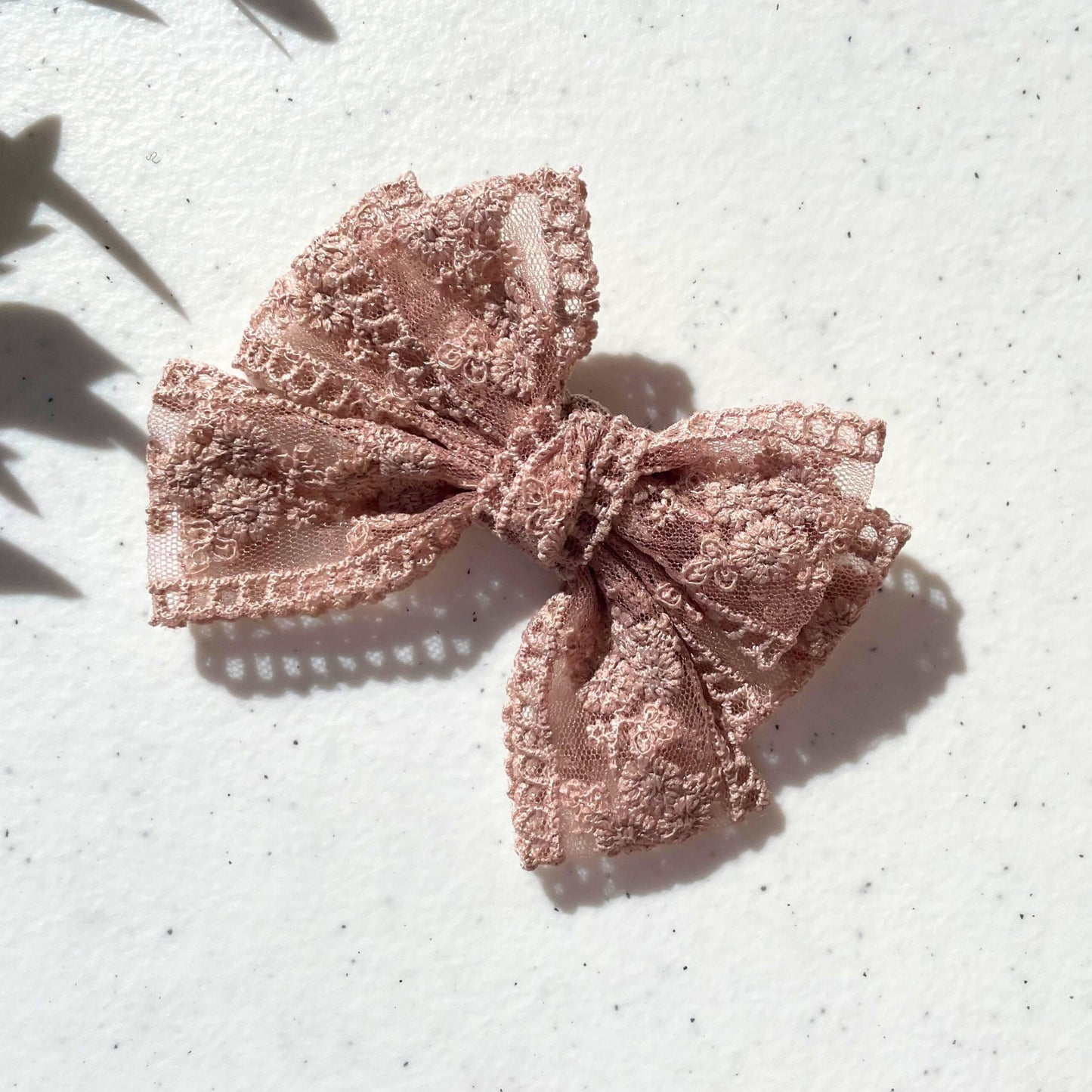 LACE BOW ANTIQUE PINK