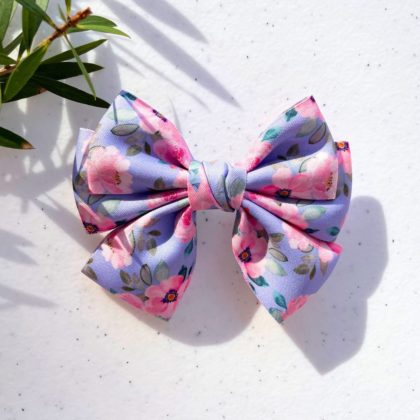 ROSE BOW LILAC