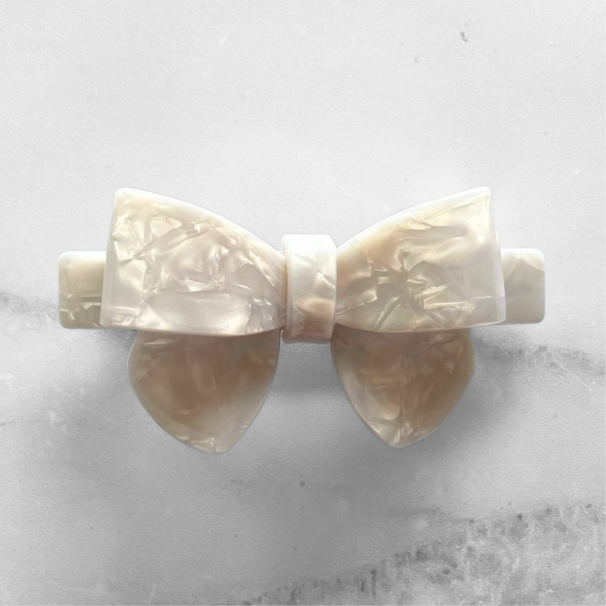 CLASSIC HAIR BOW BARRETTE - PEARL WHITE