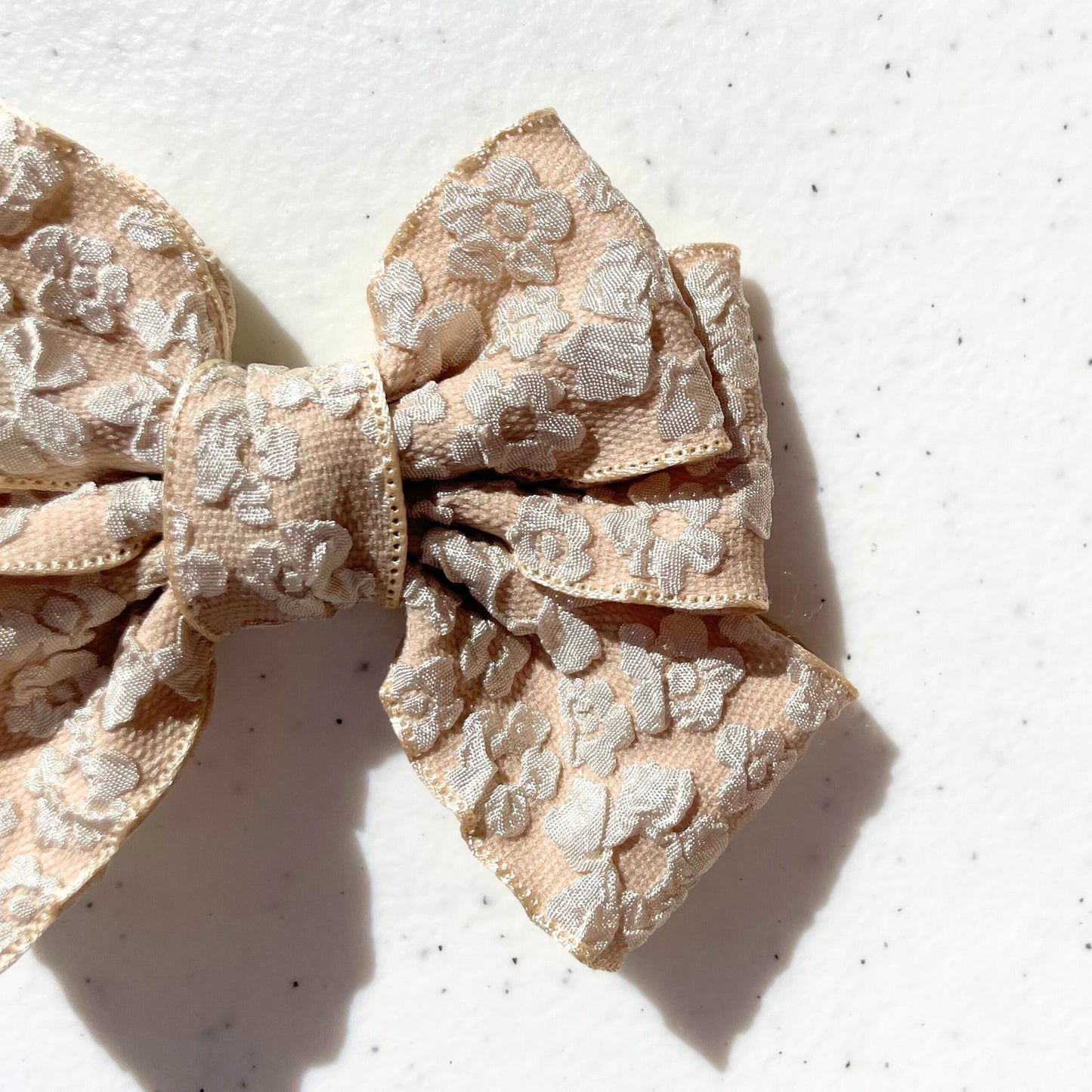 GRACE BOW BEIGE