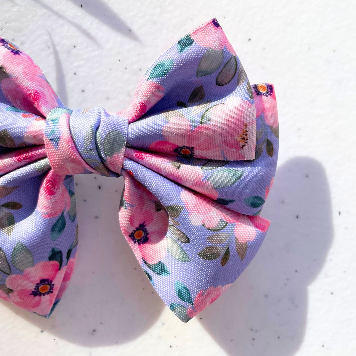 ROSE BOW LILAC