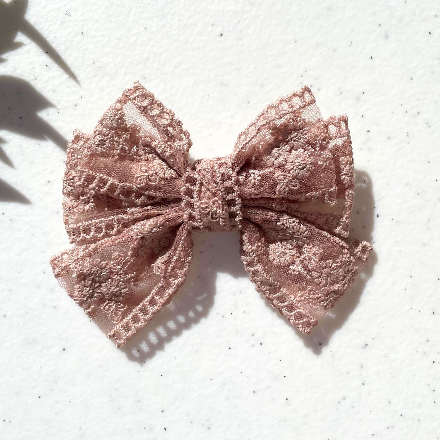 LACE BOW ANTIQUE PINK